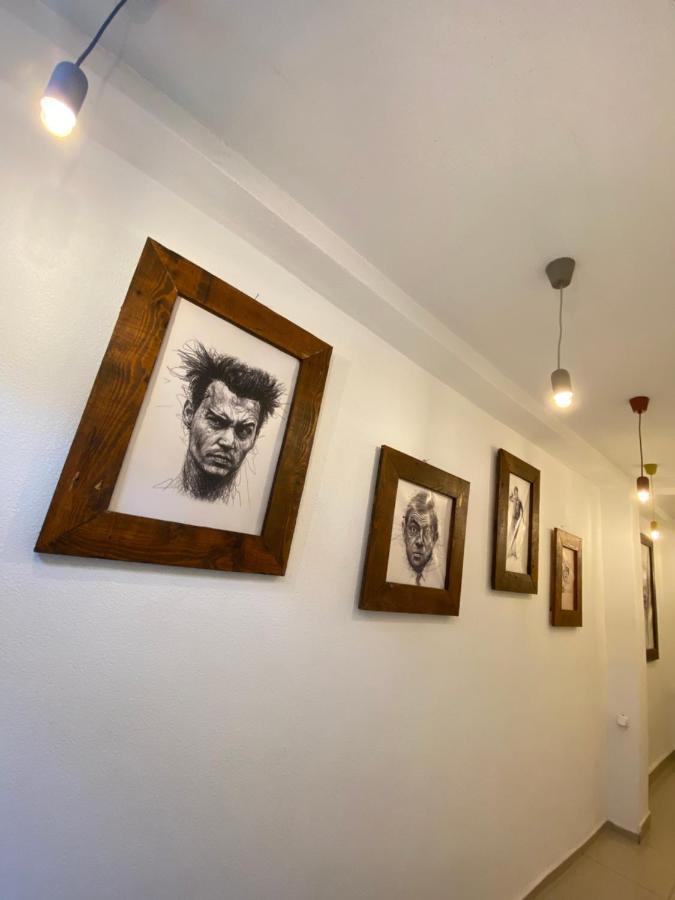 Zani Hostel Призрен Экстерьер фото