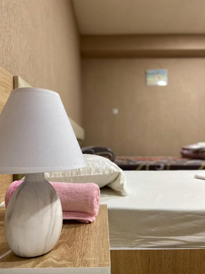 Zani Hostel Призрен Экстерьер фото